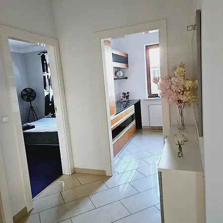 דירה 5 Pietro Apartamentowca W Sercu Poznania