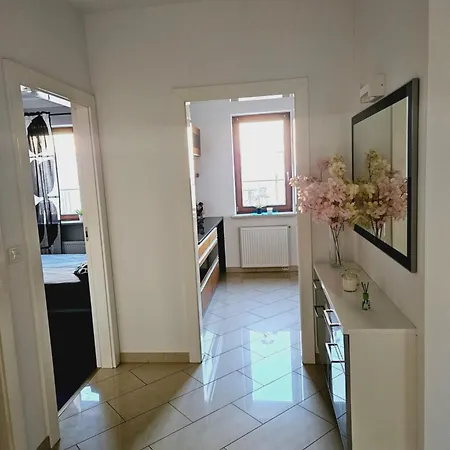 דירה 5 Pietro Apartamentowca W Sercu Poznania *
