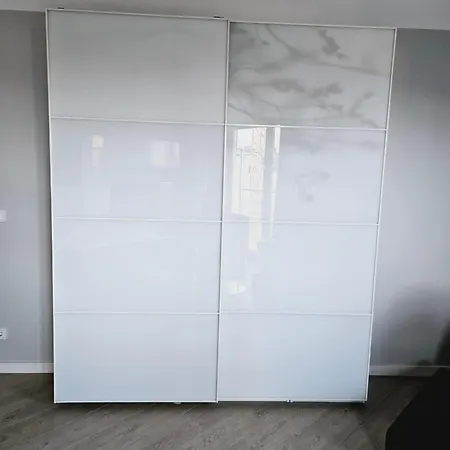 5 Pietro Apartamentowca W Sercu Poznania פוזנן