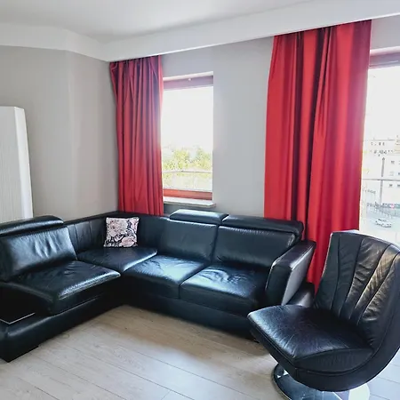 5 Pietro Apartamentowca W Sercu Poznania * פוזנן