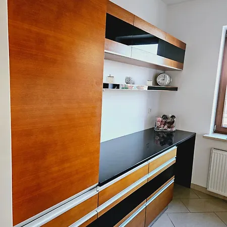 5 Pietro Apartamentowca W Sercu Poznania דירה פוזנן