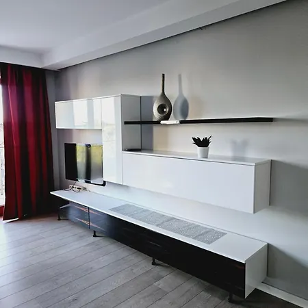 דירה 5 Pietro Apartamentowca W Sercu Poznania פוזנן